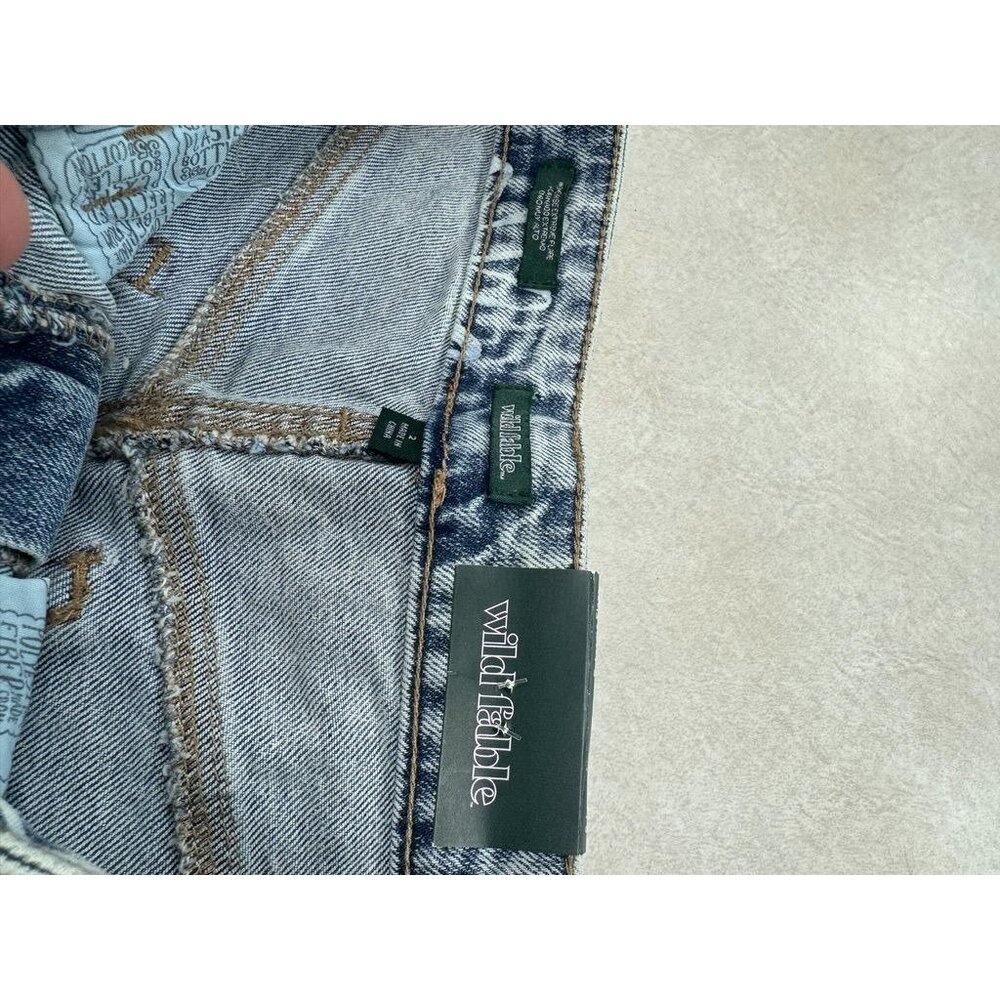 Wild Fable Floral Embroidered Bell Bottom Jeans - Size 2 NWT - Picture 3 of 6